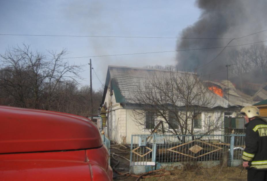 Горе тула. Пожар Тула 05.01.2021. Пожары в Туле за последние сутки. Пожары в Туле на 28.12. Пожар на Павлика Морозова в Туле.