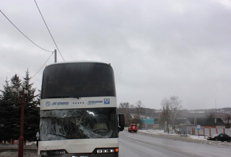 Автобус с паломниками попал в дтп