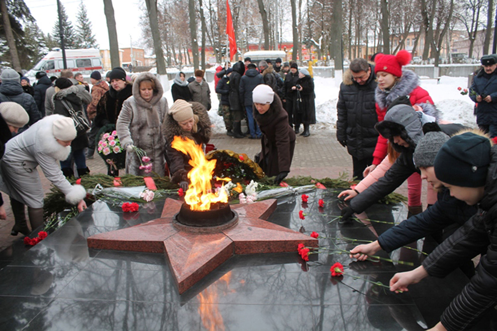 Погода в белеве тульской. Стела город воинской доблести Белев. Город воинской доблести» в Белеве. 1941 - Освобождён город белёв. Белев стела город воинской.