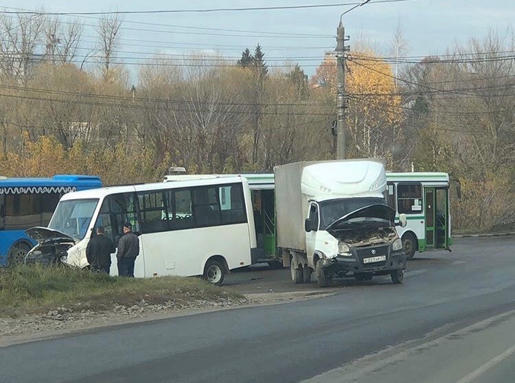 Автобус с шахтерами попал в дтп