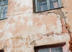 Администрация Тулы изымает аварийный дом на Демьянова для сноса