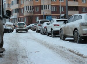 Шесть ситуаций, когда автомобилист может получить штраф за парковку во дворе