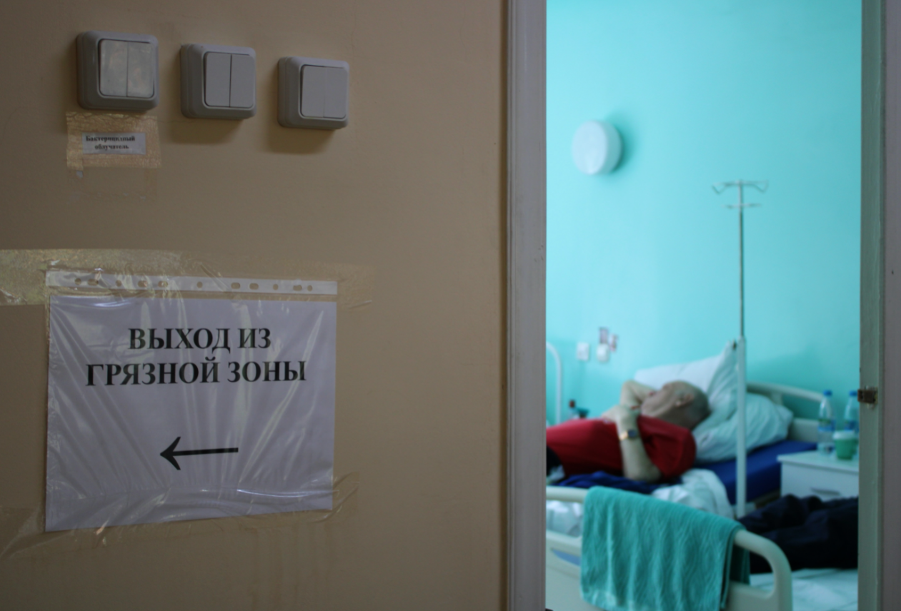 Тульская медсестра умерла от коронавируса: ее сын судится за страховую выплату