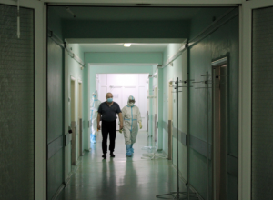 Тульских медиков оставили без компенсации за работу с ковидными пациентами