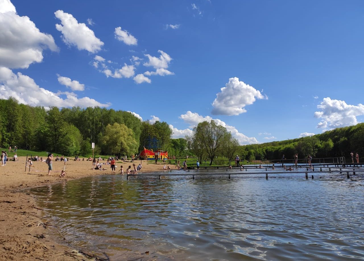 Сестры-тулячки спасли подростка, тонущего в пруду