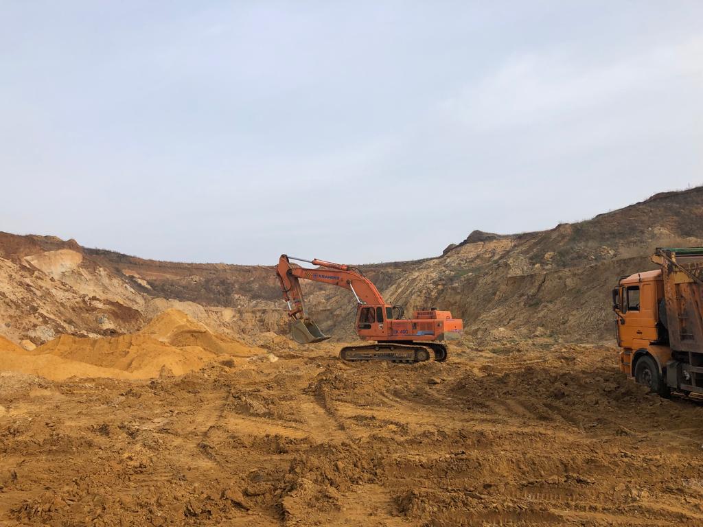 В Тульской области судят бизнесмена за незаконную добычу и продажу песка на 13,7 млн рублей