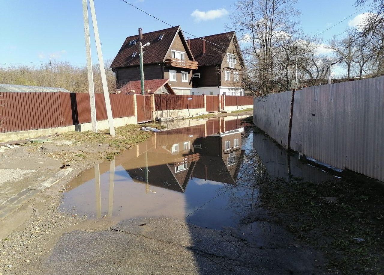 Почему тула названа тулой. Потоп. Затопление дома. Воду затопили на улице. После наводнения.