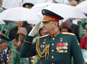 Алексей Дюмин в честь праздника обратился к защитникам Отечества