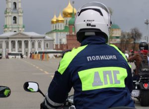 В Щекинском районе инспекторы ГИБДД поймали трех несовершеннолетних мотоциклистов