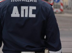 В Новомосковске водитель на Mercedes насмерть сбил 40-летнего пешехода