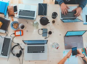 Плюс 77000 рублей: как меняется зарплата в Тульской области по мере карьерного роста