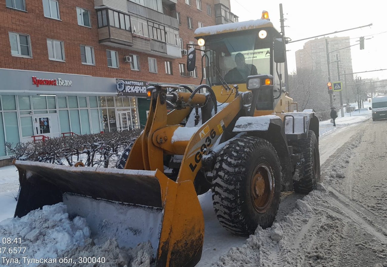 В Туле «Спецавтохозяйство» проводит уборку городских улиц круглосуточно |  ИА “Тульская Пресса”