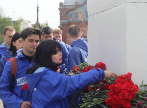 Волонтеры почтили память туляков-ликвидаторов аварии на Чернобыльской АЭС