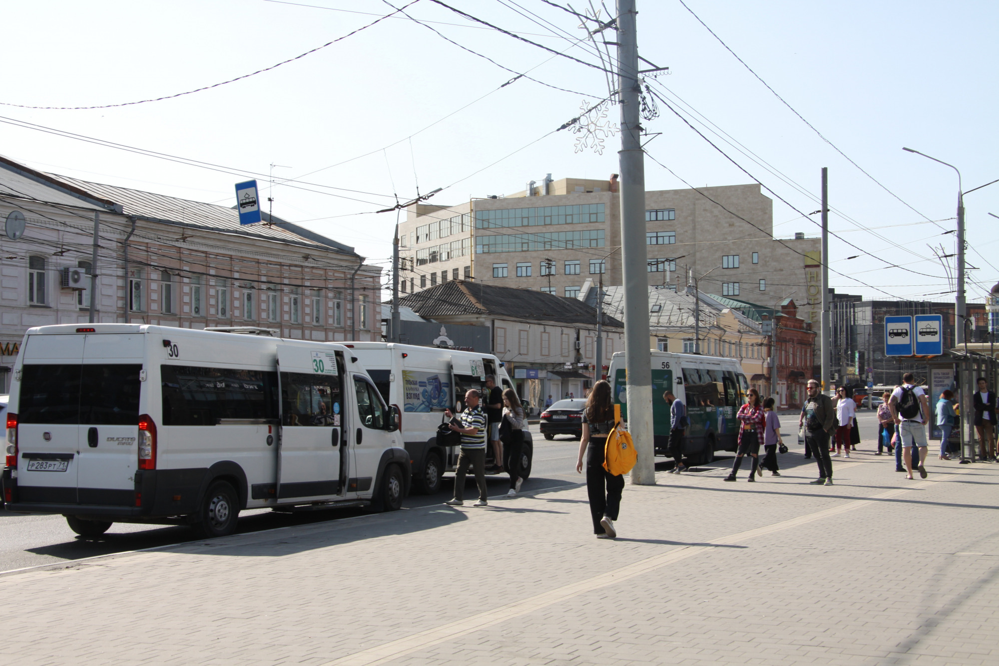 Как далеко нужно бежать тулякам за автобусом от остановки? | 14.06.2023 |  Тула - БезФормата