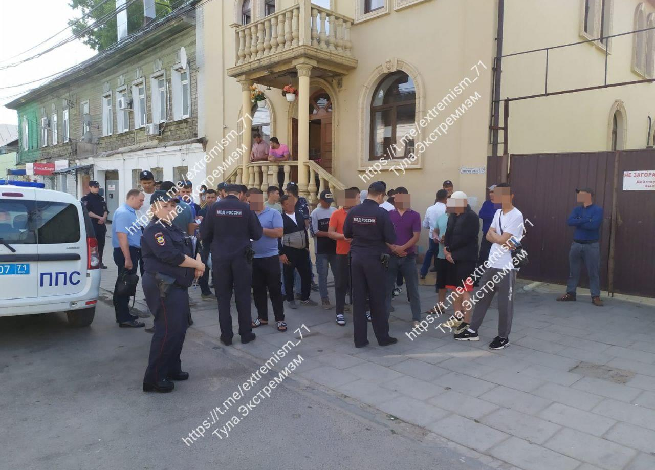 В центре Тулы силовики провели очередной рейд по нелегальным мигрантам | ИА  “Тульская Пресса”