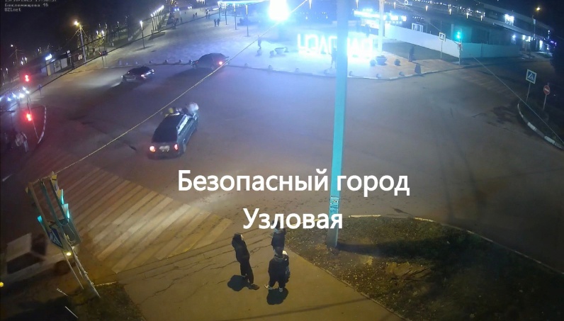 ﻿Момент падения беспилотника на завод в Узловой попал на видео