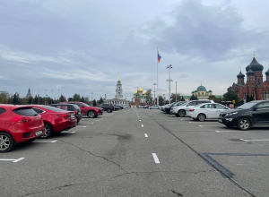 Как в новогодние праздники будут работать парковки в историческом центре Тулы
