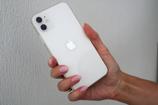 ÐÑÐºÐ»ÑÑÐ¸ÑÑ Ð¸ Ð²ÑÑÑÑÑÐ½ÑÑÑ: ÑÑÐ¾ Ð´ÐµÐ»Ð°ÑÑ, ÐµÑÐ»Ð¸ ÑÐµÐ»ÐµÑÐ¾Ð½ ÑÐ¿Ð°Ð» Ð² Ð²Ð¾Ð´Ñ?