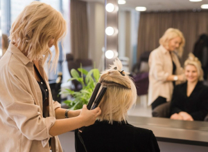 В Тульской области вырос объем парикмахерских услуг