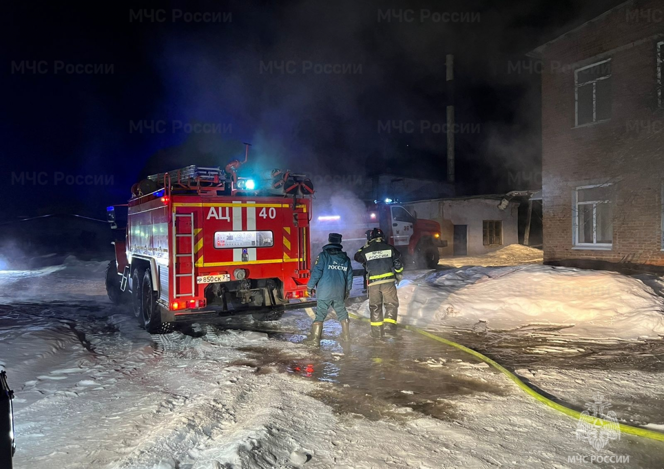 В ночном пожаре в Тульской области погиб мужчина | ИА “Тульская Пресса”