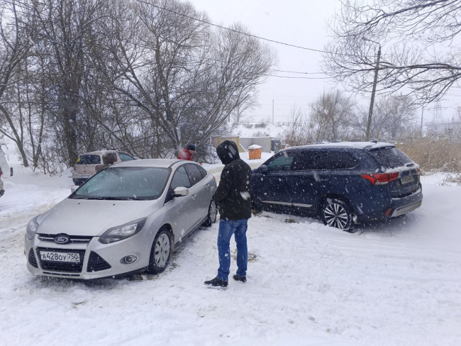 Ð Ð¢ÑÐ»Ðµ ÑÑÐ¾Ð»ÐºÐ½ÑÐ»Ð¸ÑÑ Ford Ð¸ Mitsubishi