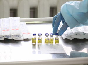 Минздрав зарегистрировал "Спутник V" с обновленным составом