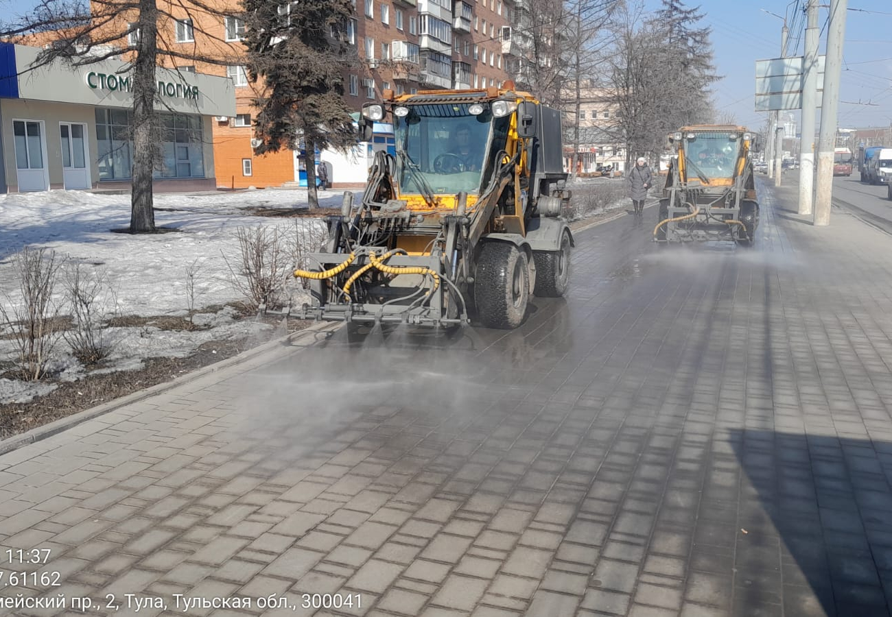 В Туле «Спецавтохозяйство» переходит на работы по уборке города после  зимнего периода | ИА “Тульская Пресса”