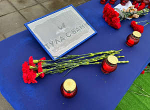 В Туле появился стихийный мемориал в память о погибших в «Крокусе»