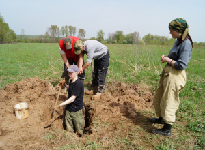 Тульские поисковики нашли несколько неучтенных воинских захоронений