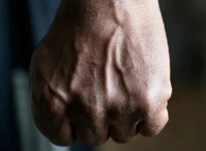 Житель Алексина получил 8,5 лет колонии за смертельное избиение знакомой