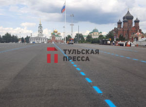 Парковка на площади Ленина в Туле снова работает