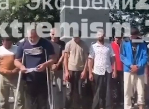 Мигранты устроили свадебные пляски на братской могиле под Тулой: видео с извинениями