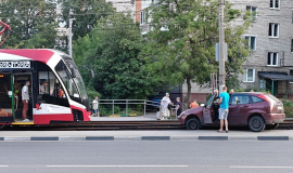 Ð Ð¢ÑÐ»Ðµ Ð¸Ð½Ð¾Ð¼Ð°ÑÐºÐ° Ð½Ð° Ð¿ÑÑÑÑ Ð¿Ð°ÑÐ°Ð»Ð¸Ð·Ð¾Ð²Ð°Ð»Ð° Ð´Ð²Ð¸Ð¶ÐµÐ½Ð¸Ðµ ÑÑÐ°Ð¼Ð²Ð°ÐµÐ²