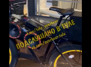 Конфликт с владельцем «музыкального велосипеда» в Туле попал на видео