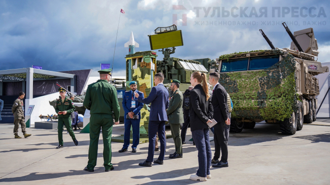 ÐÐ½Ð¾ÑÑÑÐ°Ð½Ð½ÑÐµ Ð´ÐµÐ»ÐµÐ³Ð°ÑÐ¸Ð¸ Ð¾ÑÐ¼Ð¾ÑÑÐµÐ»Ð¸ ÑÑÐ»ÑÑÐºÑÑ Ð²Ð¾ÐµÐ½Ð½ÑÑ ÑÐµÑÐ½Ð¸ÐºÑ Ð½Ð° ÑÐ¾ÑÑÐ¼Ðµ Â«ÐÑÐ¼Ð¸Ñ-2024Â»