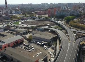 Власти услышали жалобы туляков: на развязке нового моста изменили приоритет движения