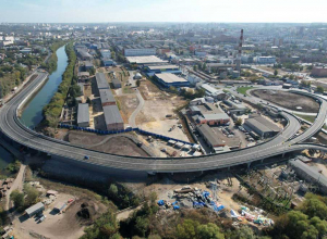 Туляк хотел проехать на велосипеде по техническому проходу на новом мосту и думал, что прав