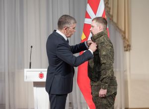 В Туле отметили госнаградами военнослужащих и сотрудников оборонных предприятий