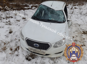 Водитель Datsun получила травмы после ДТП под Тулой