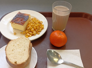 Непонятная маркировка и просрочка: 123 кг продуктов забраковали в тульских школах