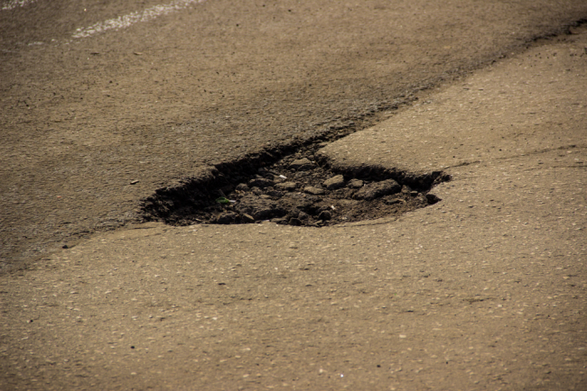 Â«Ð¯Ð¼Ð°-ÑÐ±Ð¸Ð¹ÑÐ°Â» Ð½Ð° ÐÐ°Ð²ÑÐ¸Ð½ÑÐºÐ¾Ð¼ Ð¼Ð¾ÑÑÑ Ð² Ð¢ÑÐ»Ðµ Ð¾ÑÑÐ°Ð²Ð¸Ð»Ð° Ð±ÐµÐ· ÐºÐ¾Ð»ÐµÑ Ð½Ðµ Ð¼ÐµÐ½ÐµÐµ Ð¿ÑÑÐ¸ Ð¼Ð°ÑÐ¸Ð½