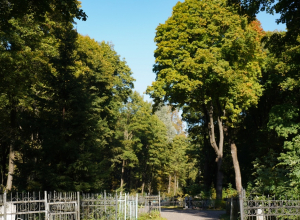 Мемориальные плиты с именами павших героев Великой Отечественной войны появятся на Всехсвятском кладбище