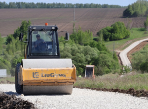 В Тульской области ремонтируют 66 км дорог к сельским населенным пунктам