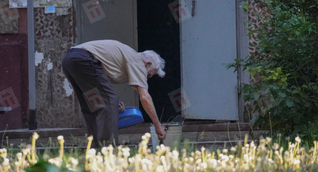 Ð¢ÑÐ»ÑÐºÐ¸ Ð¿ÑÐ¸Ð½ÑÐ»Ð¸ÑÑ Ð·Ð° ÑÐ±Ð¾ÑÐºÑ ÑÐ²Ð¾ÐµÐ³Ð¾ Ð´Ð²Ð¾ÑÐ° Ð¿Ð¾ÑÐ»Ðµ Ð¿Ð°Ð´ÐµÐ½Ð¸Ñ ÐÐÐÐ