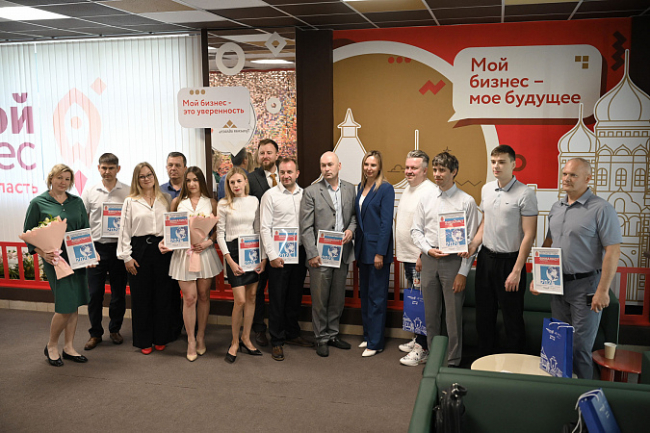 Â«Ð­ÐºÑÐ¿Ð¾ÑÑÐµÑ Ð³Ð¾Ð´Ð°Â»: ÐºÑÐ¾ Ð¿ÑÐ¾Ð´Ð²Ð¸Ð³Ð°ÐµÑ Ð¢ÑÐ»ÑÑÐºÑÑ Ð¾Ð±Ð»Ð°ÑÑÑ Ð·Ð° ÐµÑ Ð¿ÑÐµÐ´ÐµÐ»Ð°Ð¼Ð¸