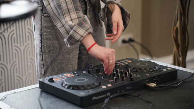 ÐÐ¸ÐºÐ½Ð¸Ðº Ð¸Ð»Ð¸ ÑÑÑÑÐµÑ? ÐÐ°ÐºÐ¸Ðµ Ð»ÐµÑÐ½Ð¸Ðµ ÐºÐ¾ÑÐ¿Ð¾ÑÐ°ÑÐ¸Ð²Ñ Ð¿Ð»Ð°Ð½Ð¸ÑÑÑÑ ÑÑÐ»ÑÑÐºÐ¸Ðµ ÐºÐ¾Ð¼Ð¿Ð°Ð½Ð¸Ð¸