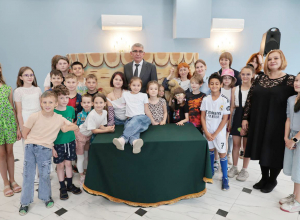 Дмитрию Миляеву показали отремонтированный театр кукол в Туле