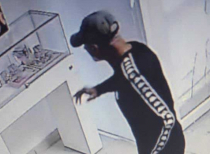 Саратовец обокрал ювелирный магазин «585» в Туле и уехал с наживой в Ивановскую область