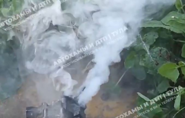 ÐÐ¾Ð½Ð´Ð¸ÑÐ¸Ð¾Ð½ÐµÑ Ð°Ð²ÑÐ¾ Ð·Ð°Ð³Ð¾ÑÐµÐ»ÑÑ Ð¿Ð¾ÑÐ»Ðµ Ð·Ð°Ð¿ÑÐ°Ð²ÐºÐ¸ Ñ ÑÐ°ÑÑÐ½Ð¸ÐºÐ° Ð½Ð° Ð ÑÐ·Ð°Ð½ÑÐºÐ¾Ð¹ Ð² Ð¢ÑÐ»Ðµ