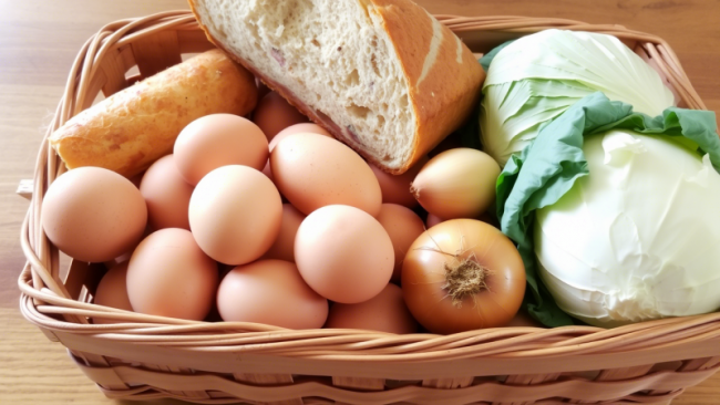 ÐÐ°ÑÑÐ¾ÑÐµÐ»Ñ Ð¿Ð¾Ð´Ð¾ÑÐ¾Ð¶Ð°Ð», Ð° ÑÐ¹ÑÐ° Ð¿Ð¾Ð´ÐµÑÐµÐ²ÐµÐ»Ð¸: ÐºÐ°Ðº Ð¸Ð·Ð¼ÐµÐ½Ð¸Ð»Ð¸ÑÑ ÑÐµÐ½Ñ Ð½Ð° Ð¿ÑÐ¾Ð´ÑÐºÑÑ Ð² Ð¢ÑÐ»ÑÑÐºÐ¾Ð¹ Ð¾Ð±Ð»Ð°ÑÑÐ¸ Ð·Ð° Ð¿Ð¾Ð»Ð³Ð¾Ð´Ð°